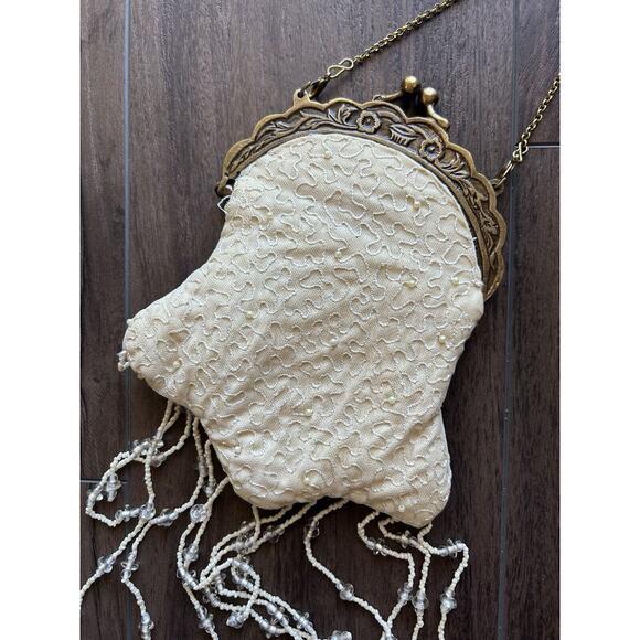 VTG Wayne M. Kleski Cream White Beaded Small Flapper Style Crossbody Purse - Picture 9 of 9